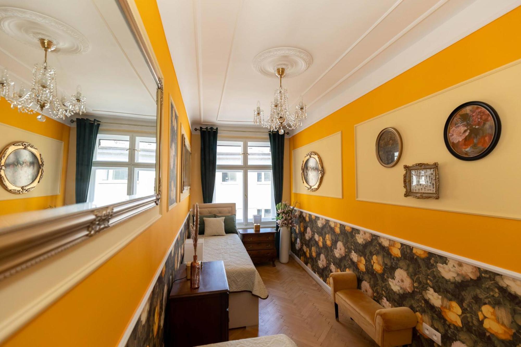 New, Stylish And Spacious Apartment Bratislava Bagian luar foto